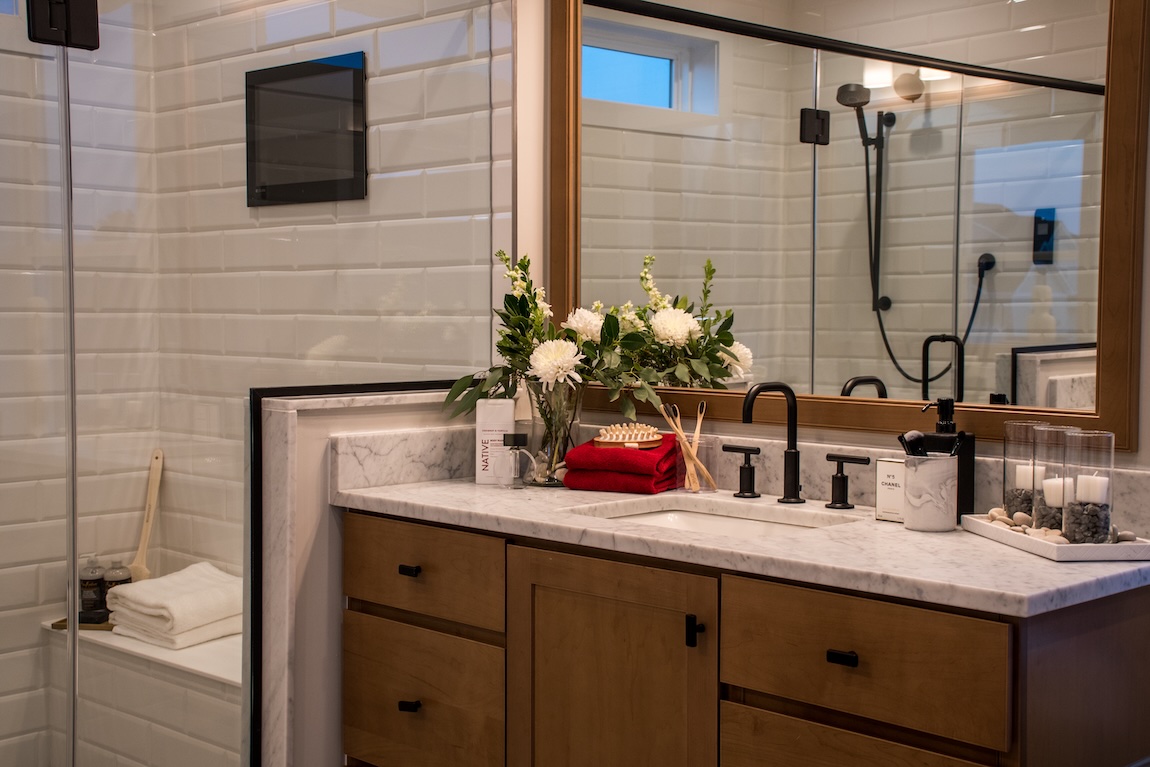 bathroom with holiday decor 