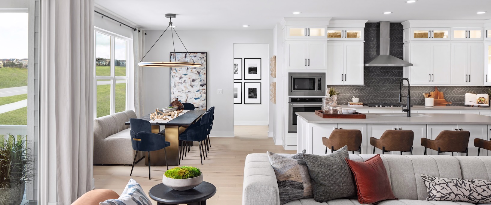 18 Breakfast Nook Design Ideas to Complete Your Kitchen featured image
