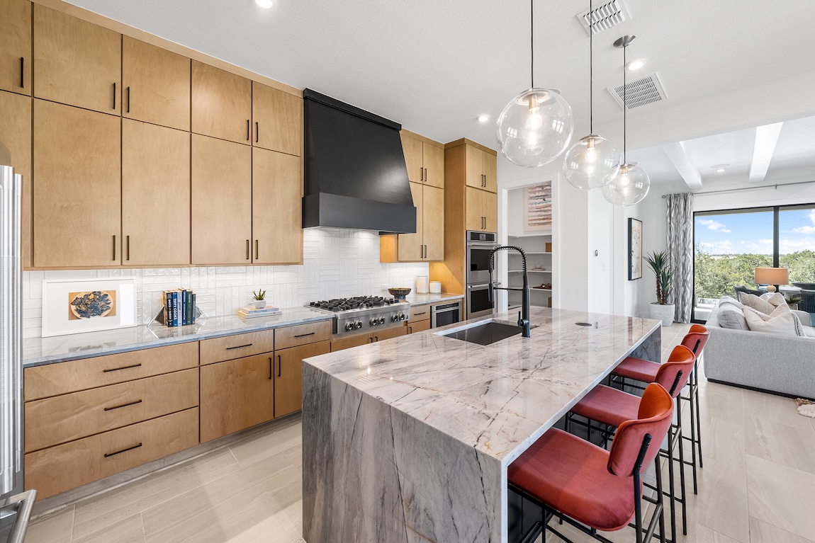 kitchen design with red barstools