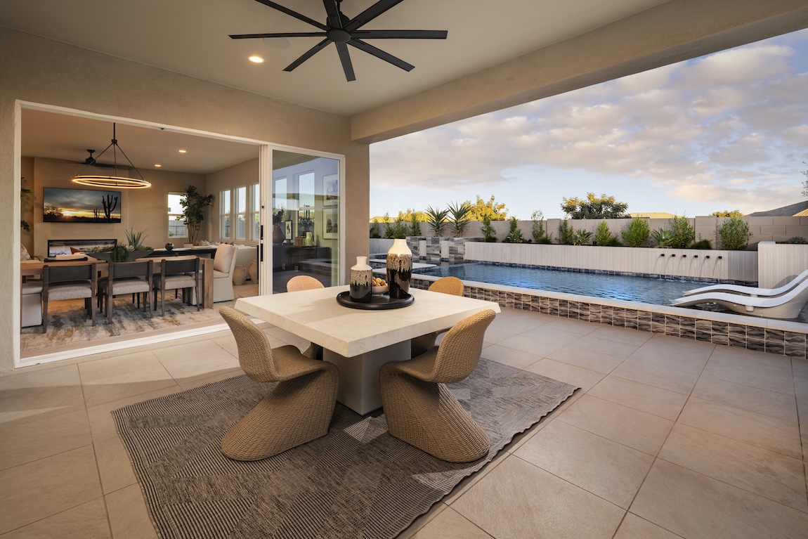 outdoor patio connecting to the indoor dining space