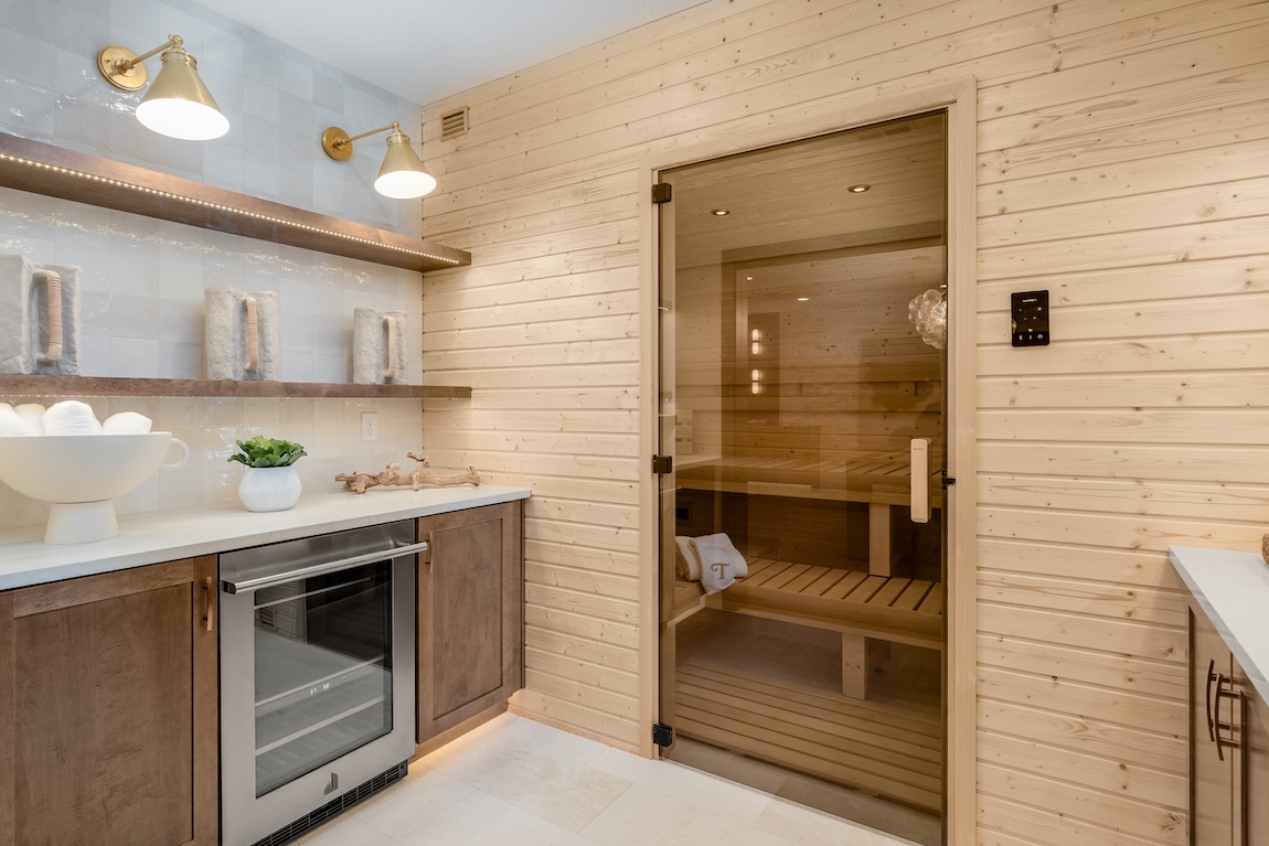 relaxation room with sauna