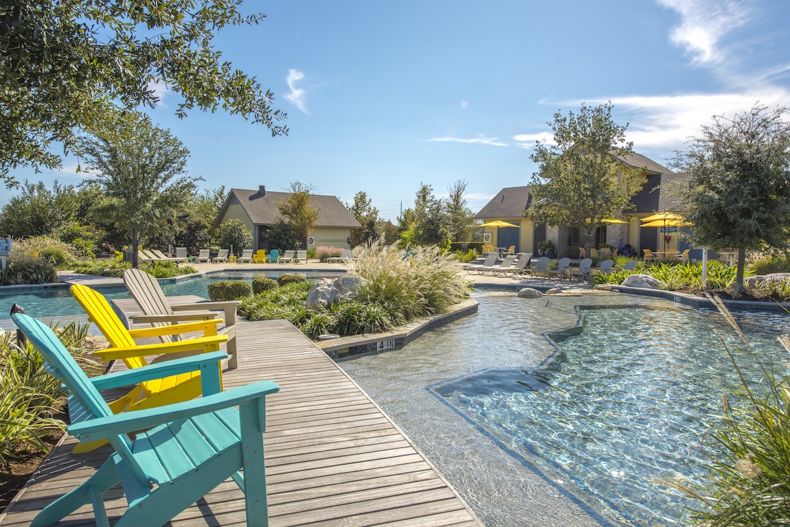 amenity center pool and seating