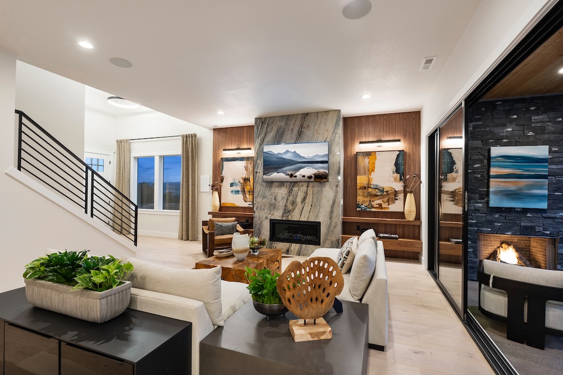 modern great room in quick move-in home in Oregon