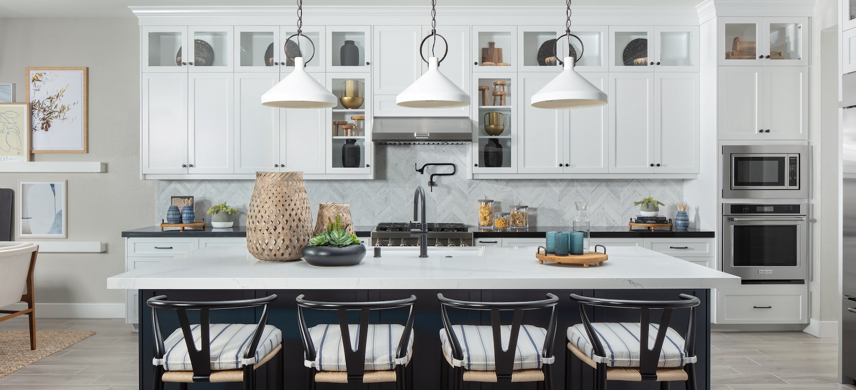 The Herringbone Pattern: A Versatile Look in Any Luxury Home Design