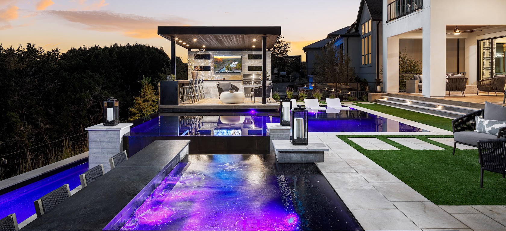 Modern Backyard Pool Landscaping Ideas
