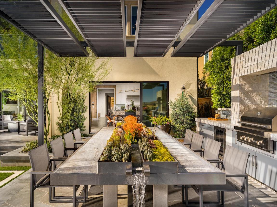19 Backyard Bars for the Perfect Happy Hour at Home ...