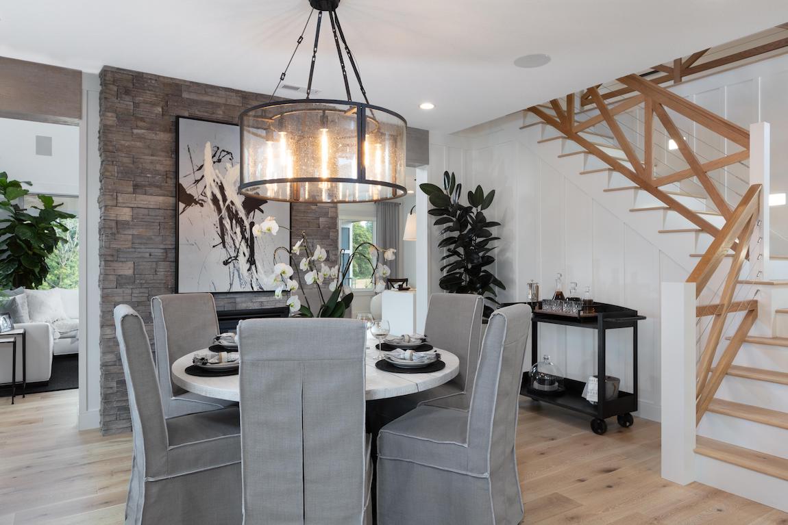 Lovely dining space with decorative lighting ideal for holiday parties