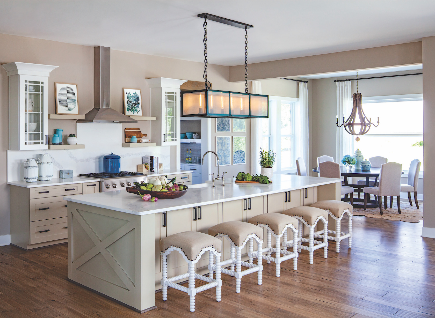 Rectangular exposed bulb pendant and wood chandelier lighting in kitchen