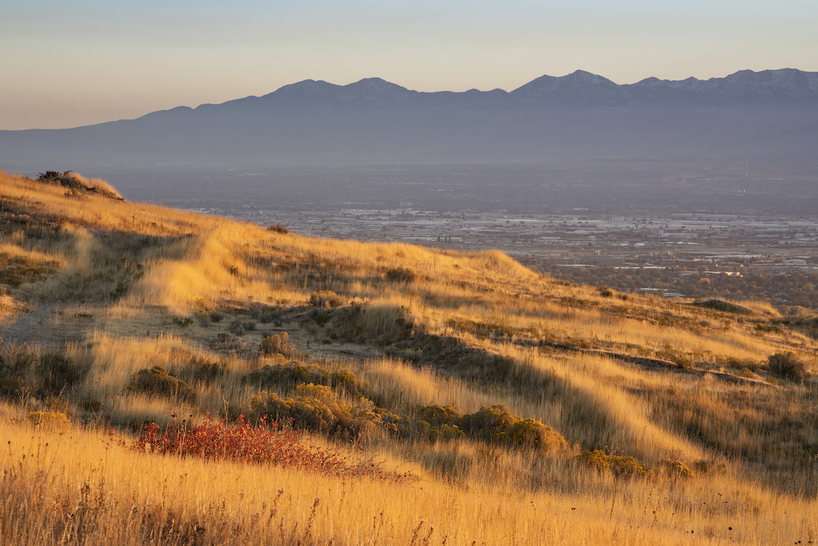 photograph of mountainous landscape in Utah near Salt Lake City