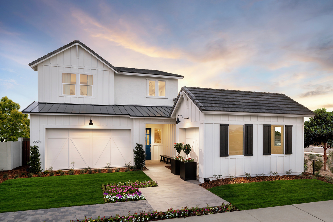 Charming farmhouse design in Arizona