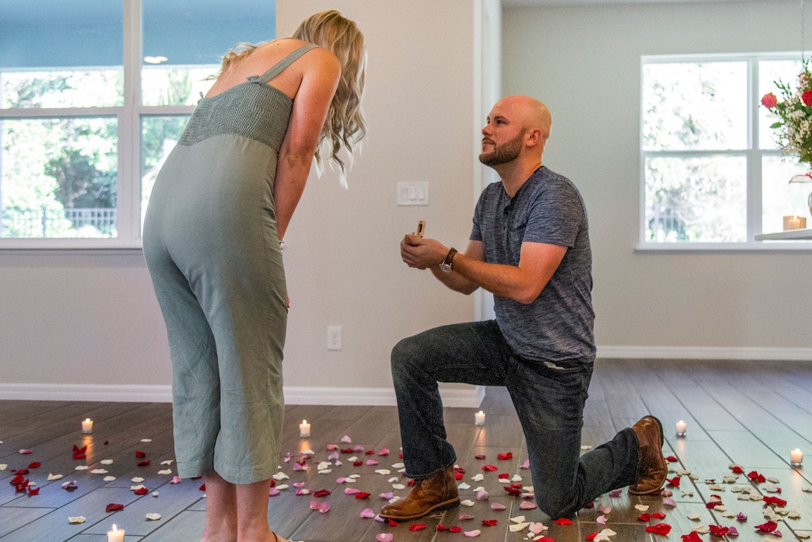 Justin proposing to Kelsie