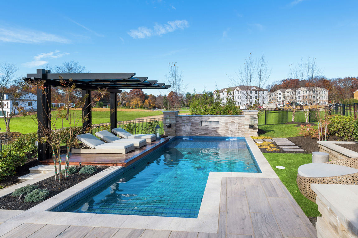 Luxe outdoor pool