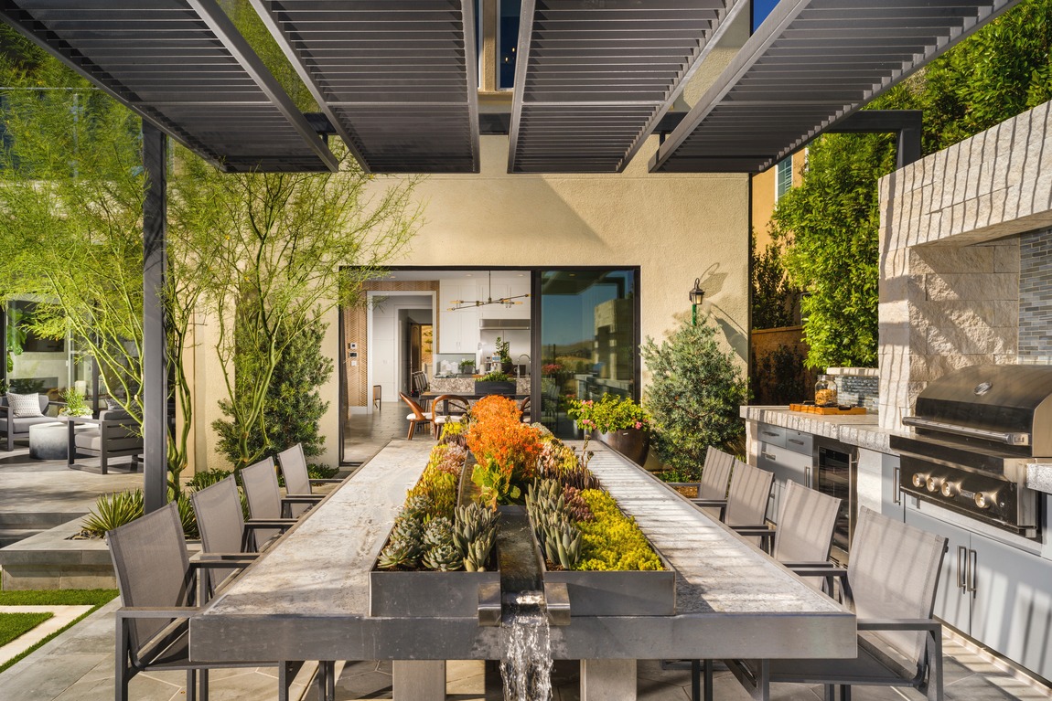 20 Outdoor Dining Ideas Perfect for Your Luxury Home   Build Beautiful
