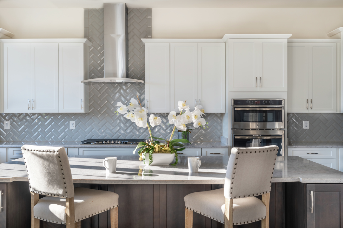 Expert Backsplash Ideas To Complete Your Luxury Kitchen Build Beautiful Expert Backsplash Ideas To Complete Your Luxury Kitchen Build Beautiful