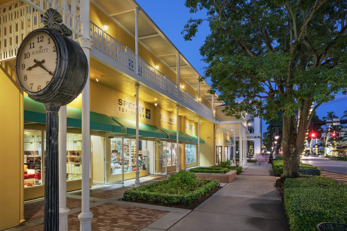 Shopping center in Southeast Florida