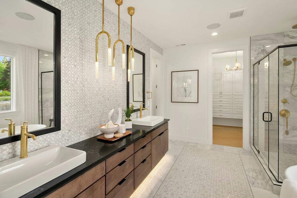 61 Small Bathroom Ideas 2023 - Remodeling, Decor & Design Solutions