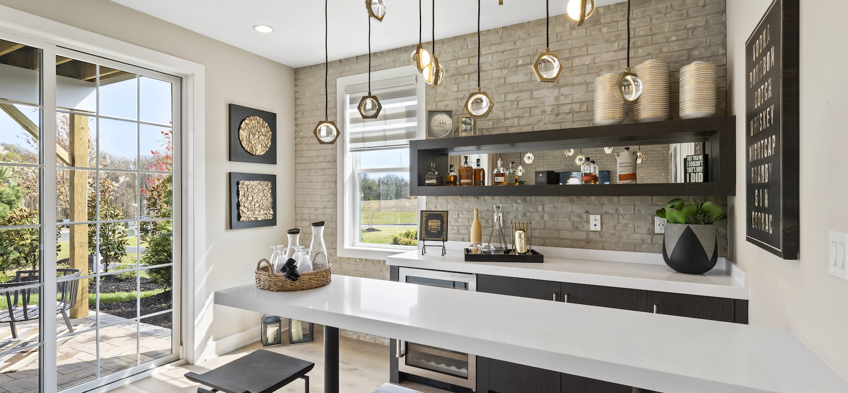 Home bar with accent pendants