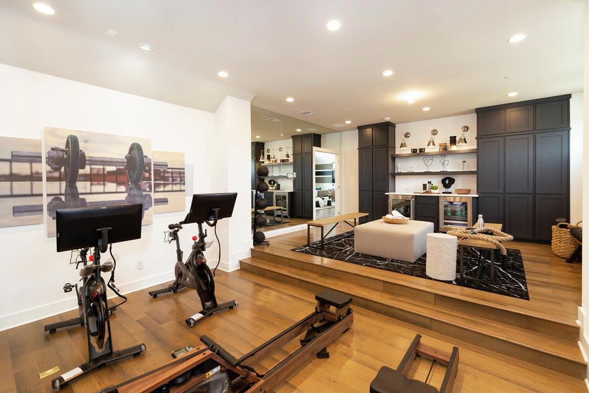 home gym design with lounge area