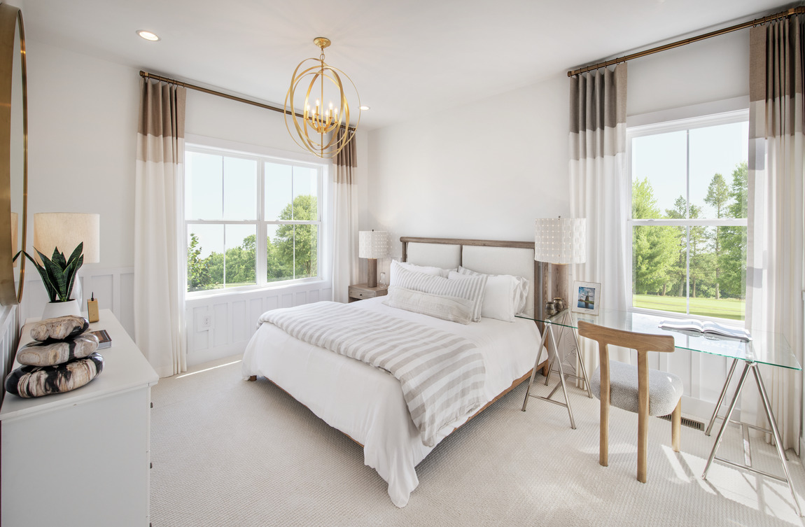 Light, airy bedroom design