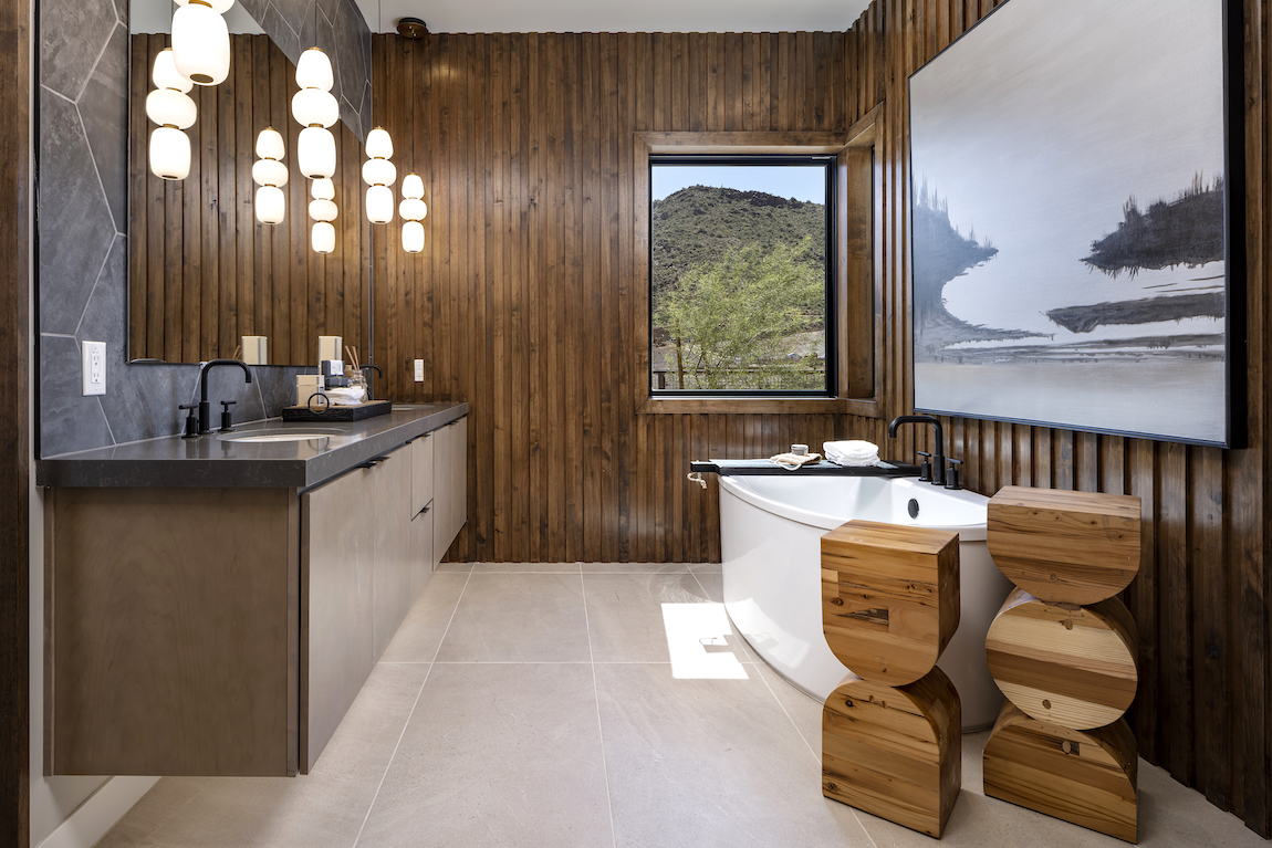 luxe bathroom employing wood dècor in an organic modern design