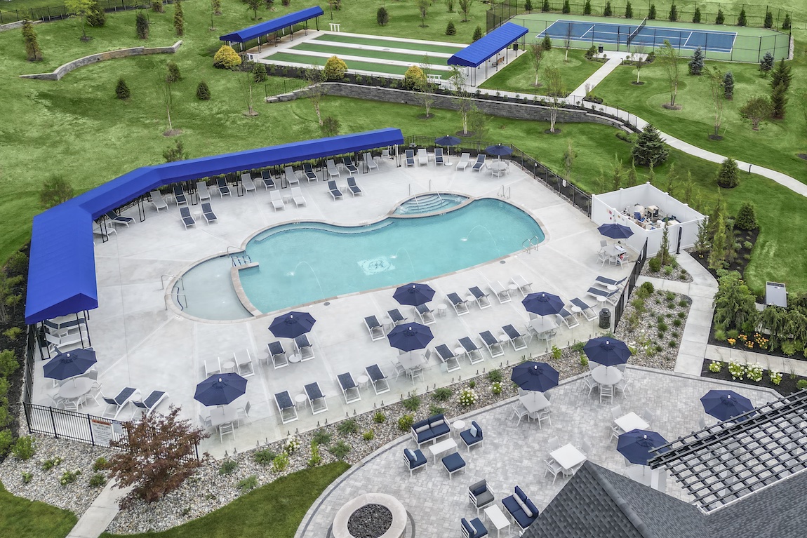 Regency at Manalapan clubhouse and pool amenity