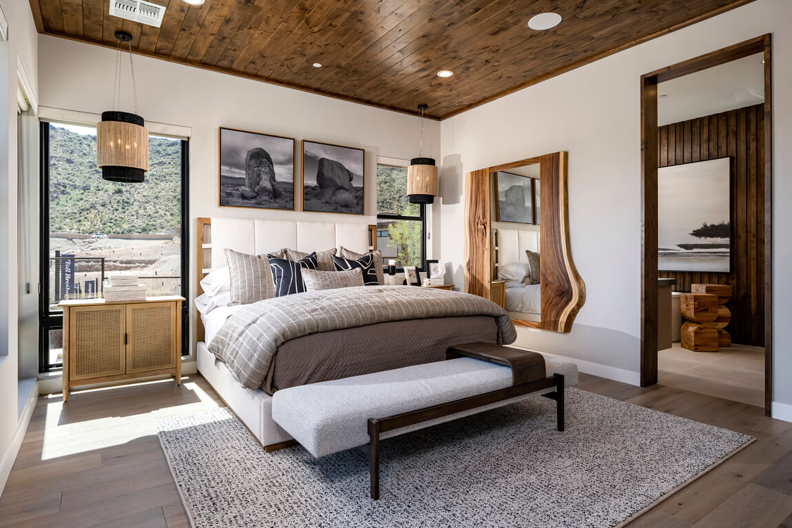 Serene bedroom design that incorporates natural materials
